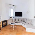 Sunny Oasis With Pool Daire Albufeira