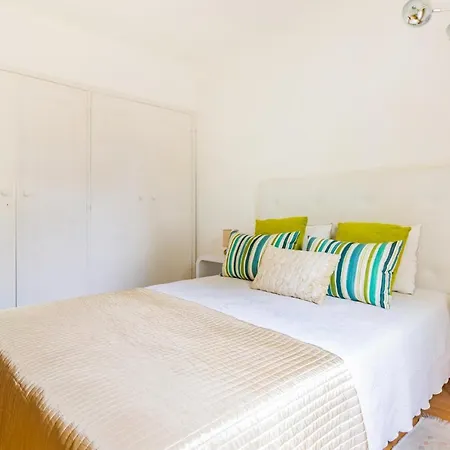 Sunny Oasis With Pool Apartment Albufeira