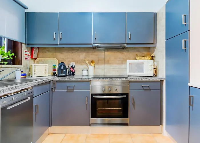 Apartmán Sunny Oasis With Pool